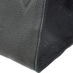 Louis Vuitton Tote Monogram Empreinte On The Go MM Noir 2-Way — view 6