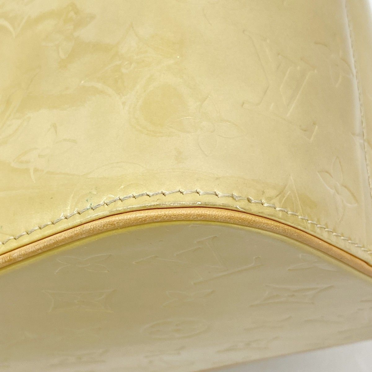 Louis Vuitton Tote Vernis Houston Beige — view 6