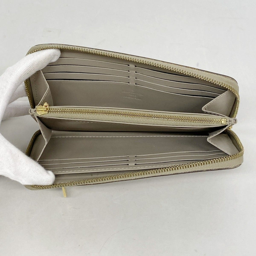 Louis Vuitton Wallet Suhali Zippy Veronne — view 3