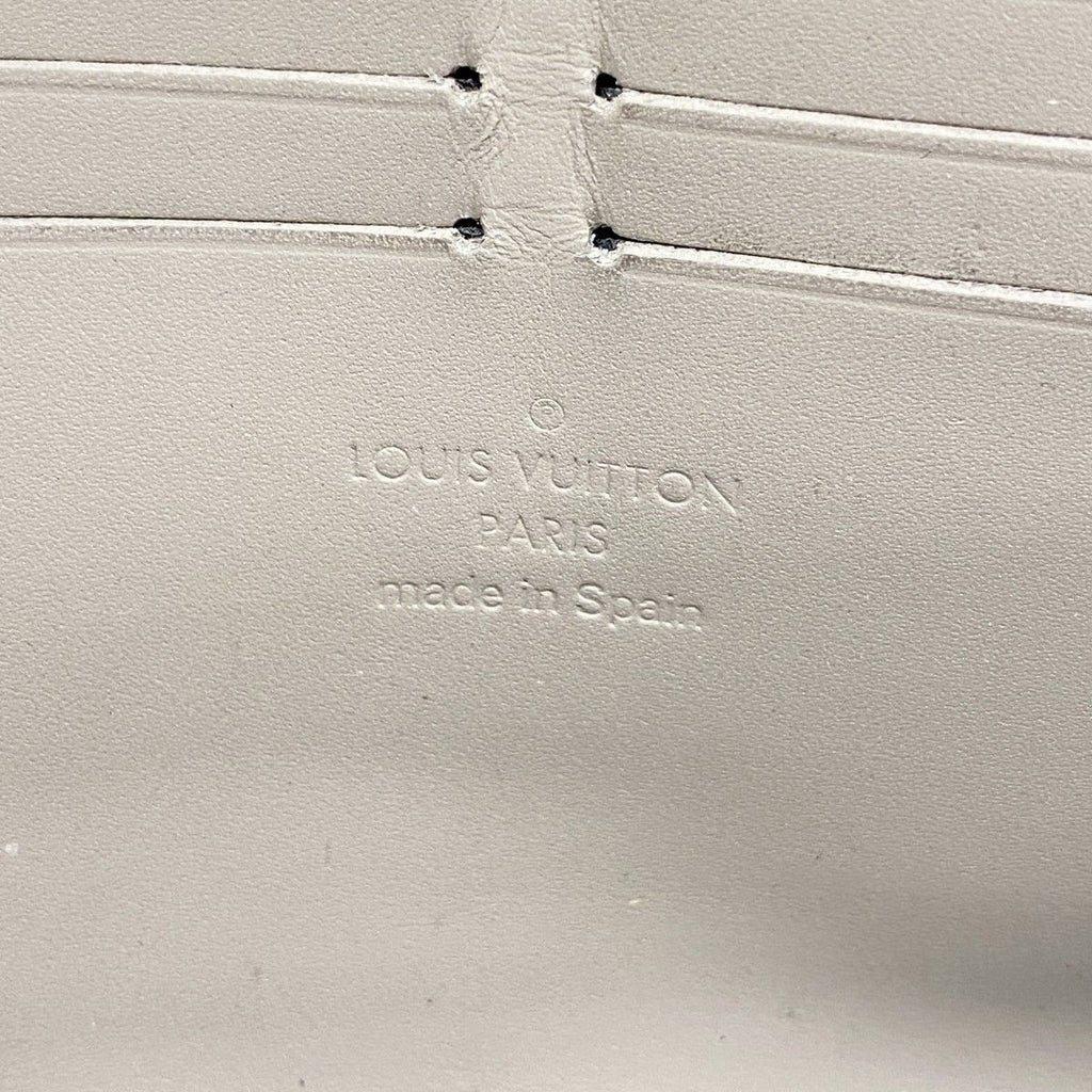 Louis Vuitton Wallet Suhali Zippy Veronne — view 4