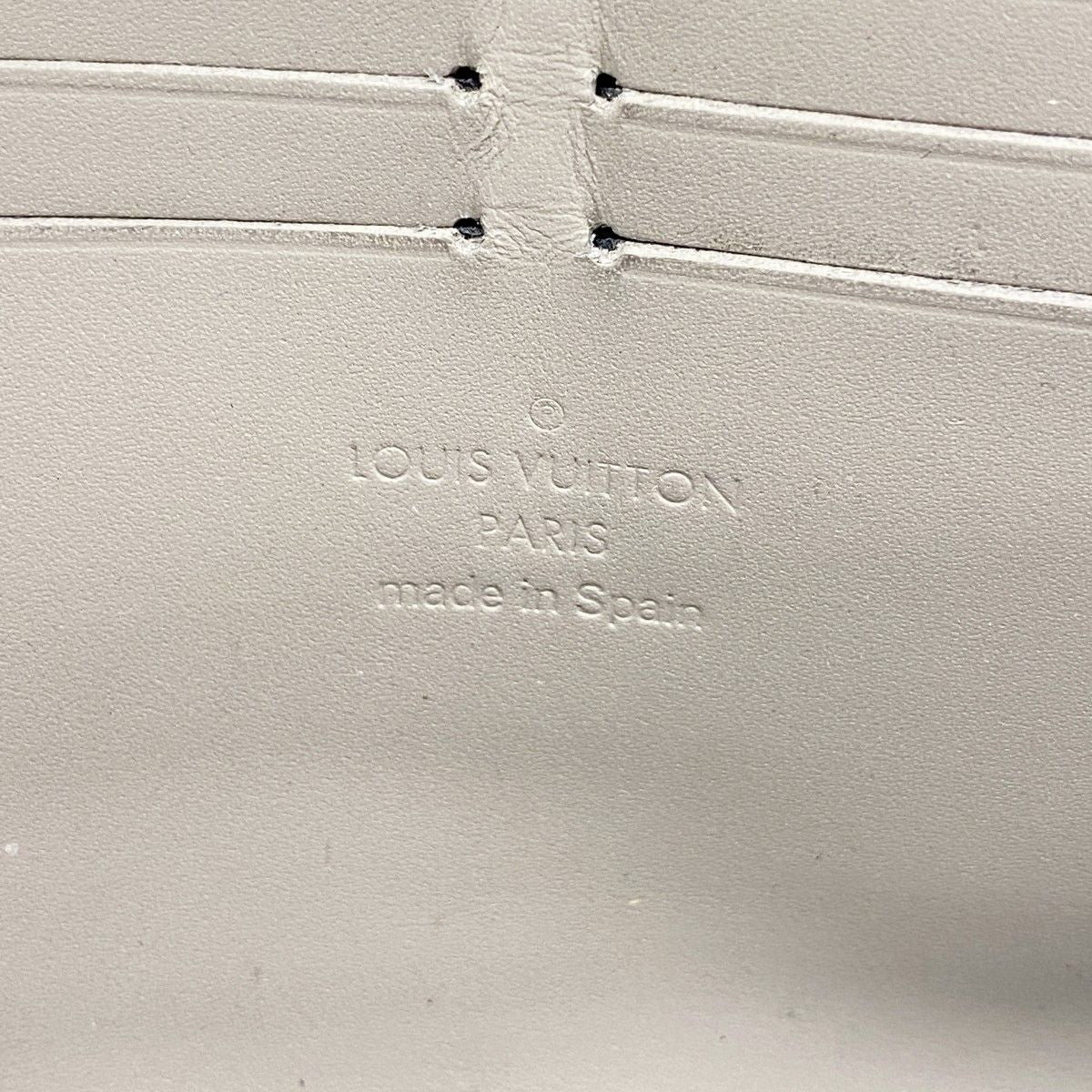 Louis Vuitton Wallet Suhali Zippy Veronne — view 4