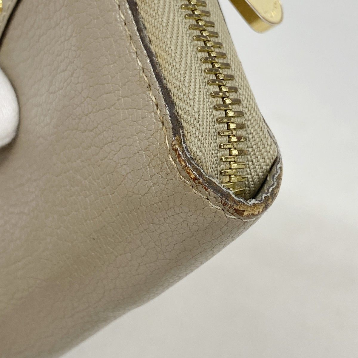 Louis Vuitton Wallet Suhali Zippy Veronne — view 5