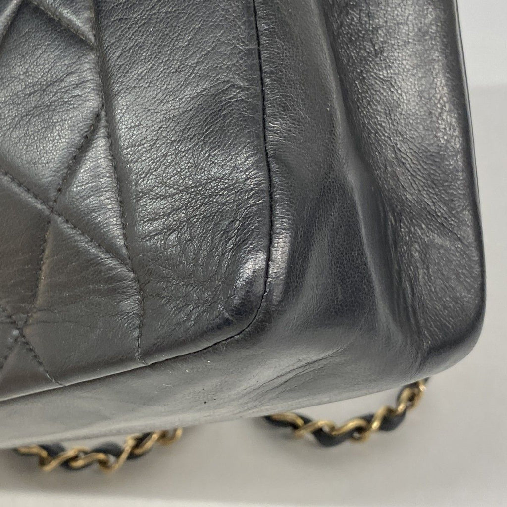Chanel Shoulder Bag Diana Lambskin Black Gold — view 6
