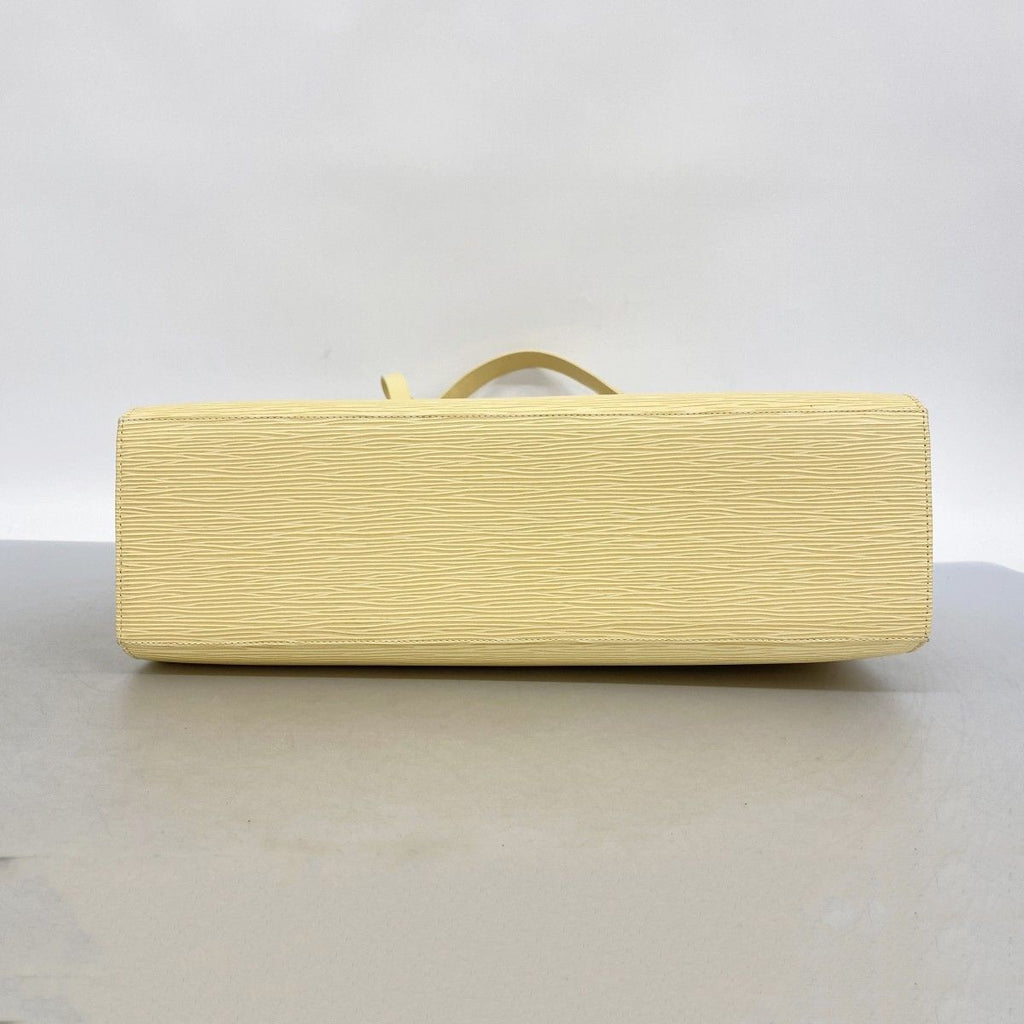 Louis Vuitton Shoulder Bag Epi Croisette GM Vanilla — view 3
