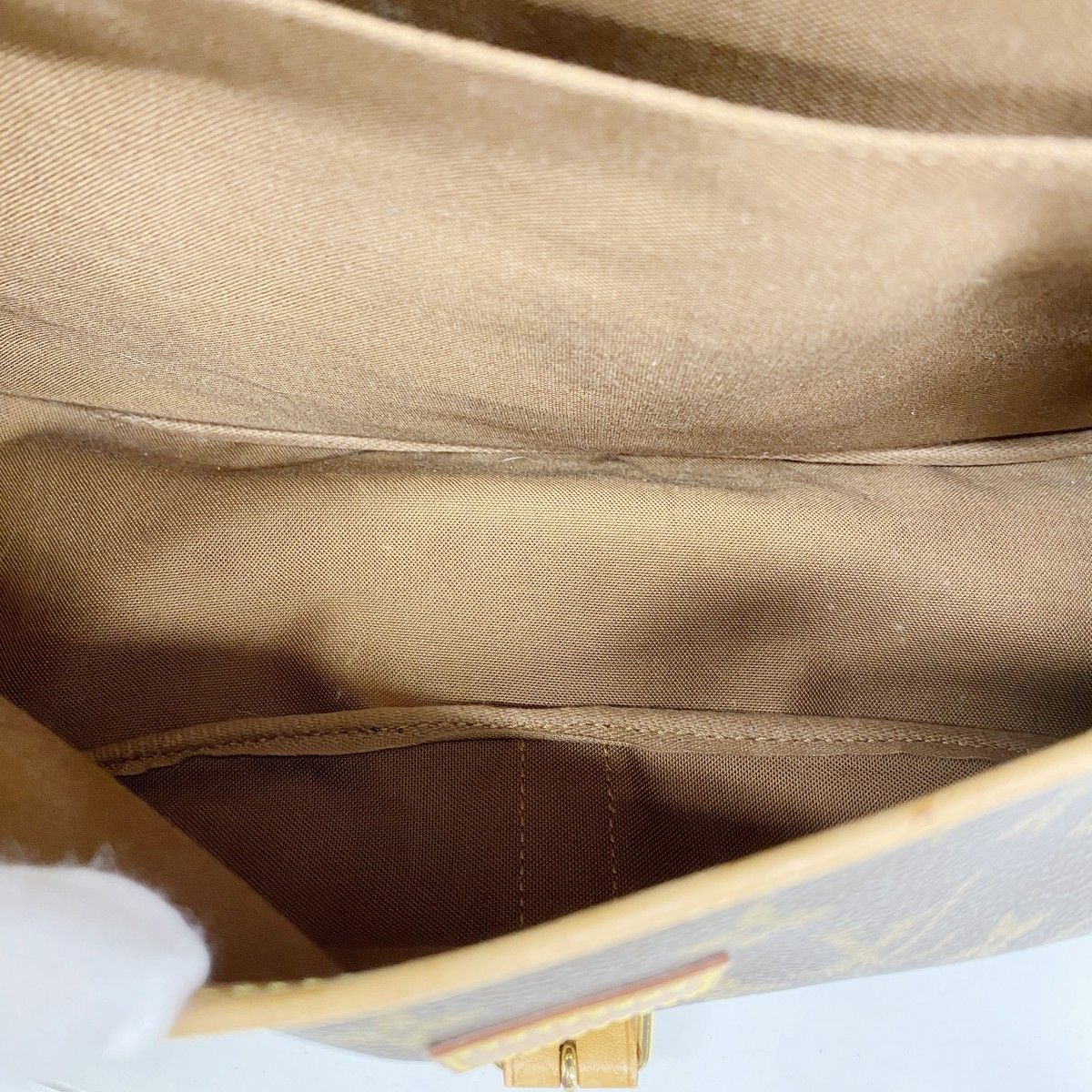 Louis Vuitton Shoulder Bag Monogram Saumur 35 Brown — view 9