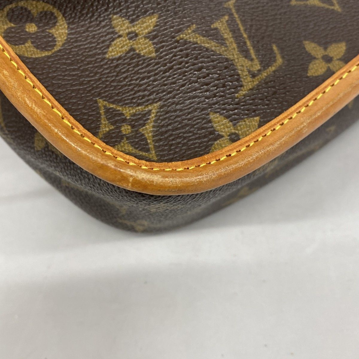 Louis Vuitton Shoulder Bag Monogram Sologne Brown — view 8