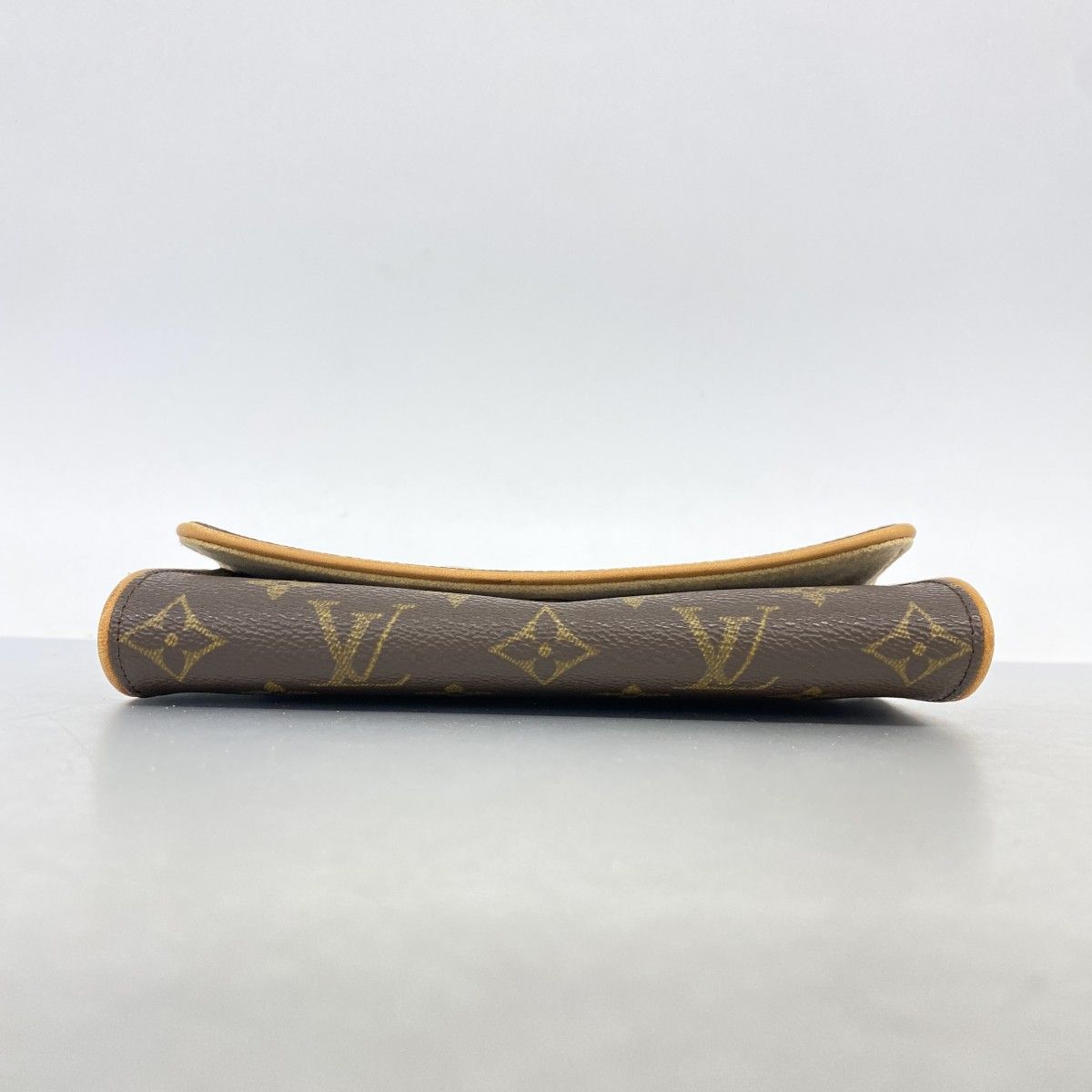 Louis Vuitton Shoulder Bag Monogram Pochette Twin PM Brown — view 3
