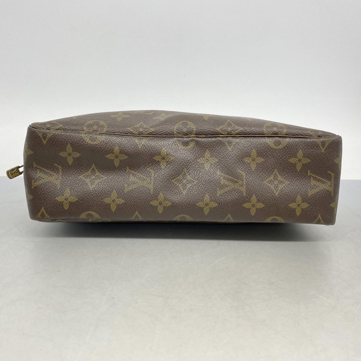 Louis Vuitton Pouch Monogram Trousse Toilet 28 Brown — view 3