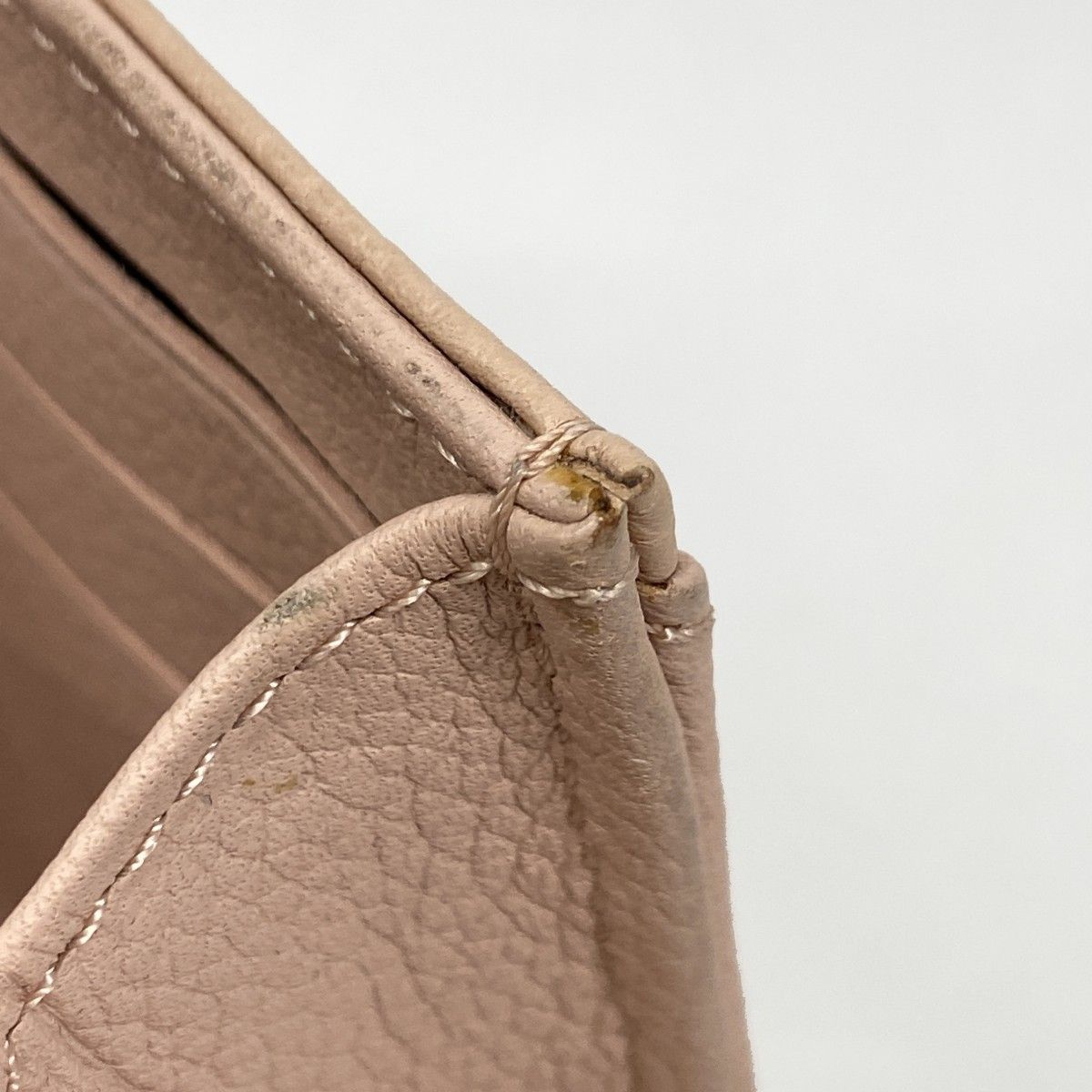 Louis Vuitton Wallet Mahina Portefeuille Iris Magnolia — view 9