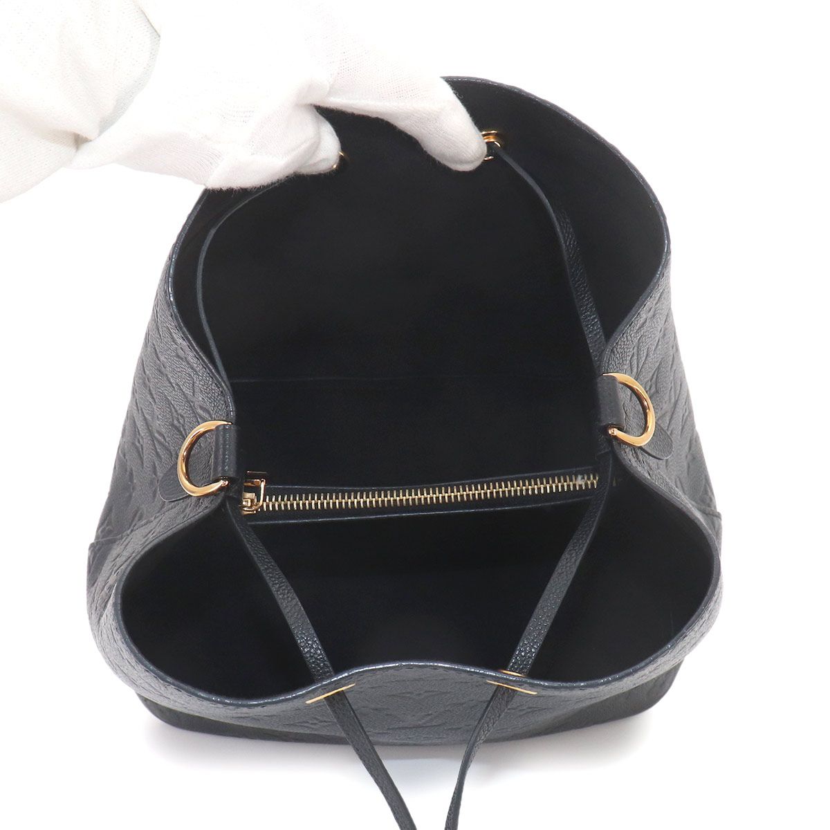 Louis Vuitton Monogram Empreinte Neo Noe MM 2-Way Bag Black — view 7