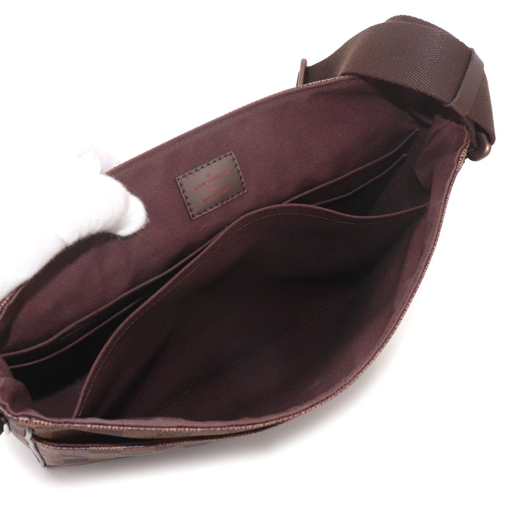 Louis Vuitton Damier District MM Shoulder Bag Ebene — view 7
