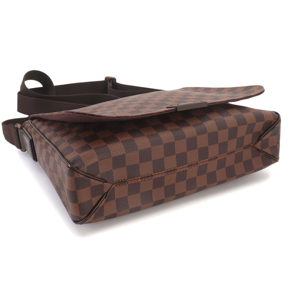 Louis Vuitton Damier District MM Shoulder Bag Ebene — view 4