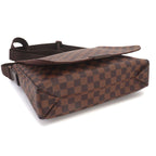 Louis Vuitton Damier District MM Shoulder Bag Ebene — view 4