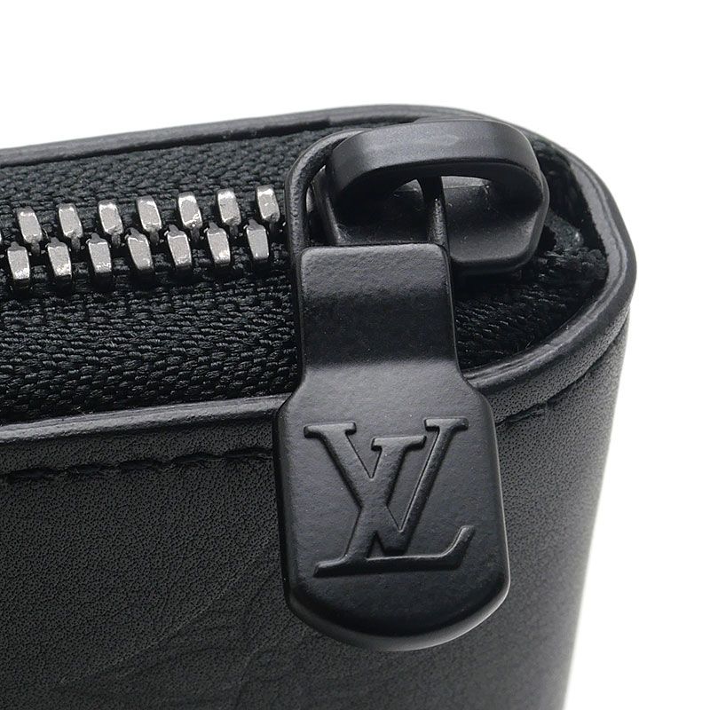 Louis Vuitton Zippy Wallet Vertical Monogram Shadow — view 4