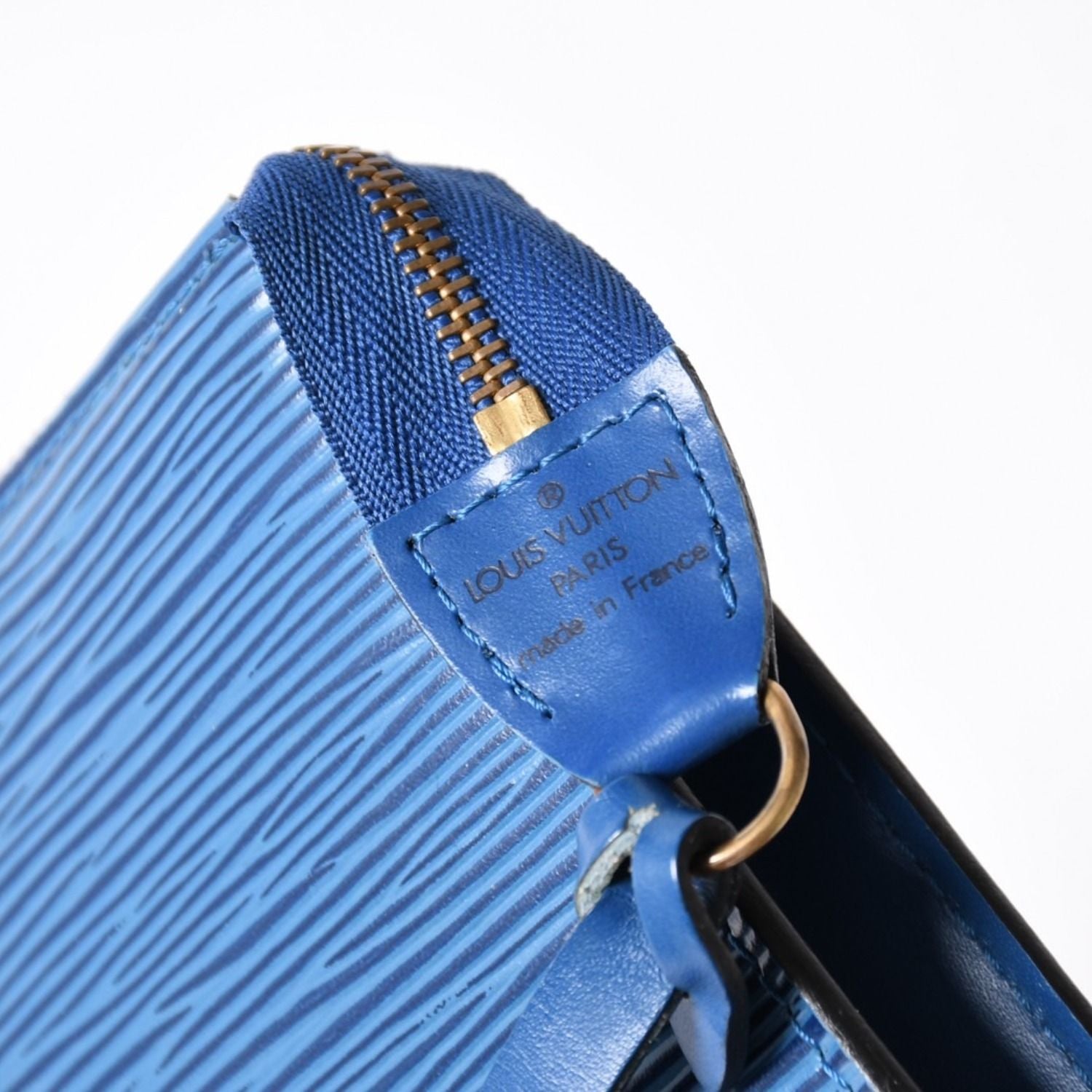 Louis Vuitton Pochette Accessoires Bag Epi Leather Blue — view 5
