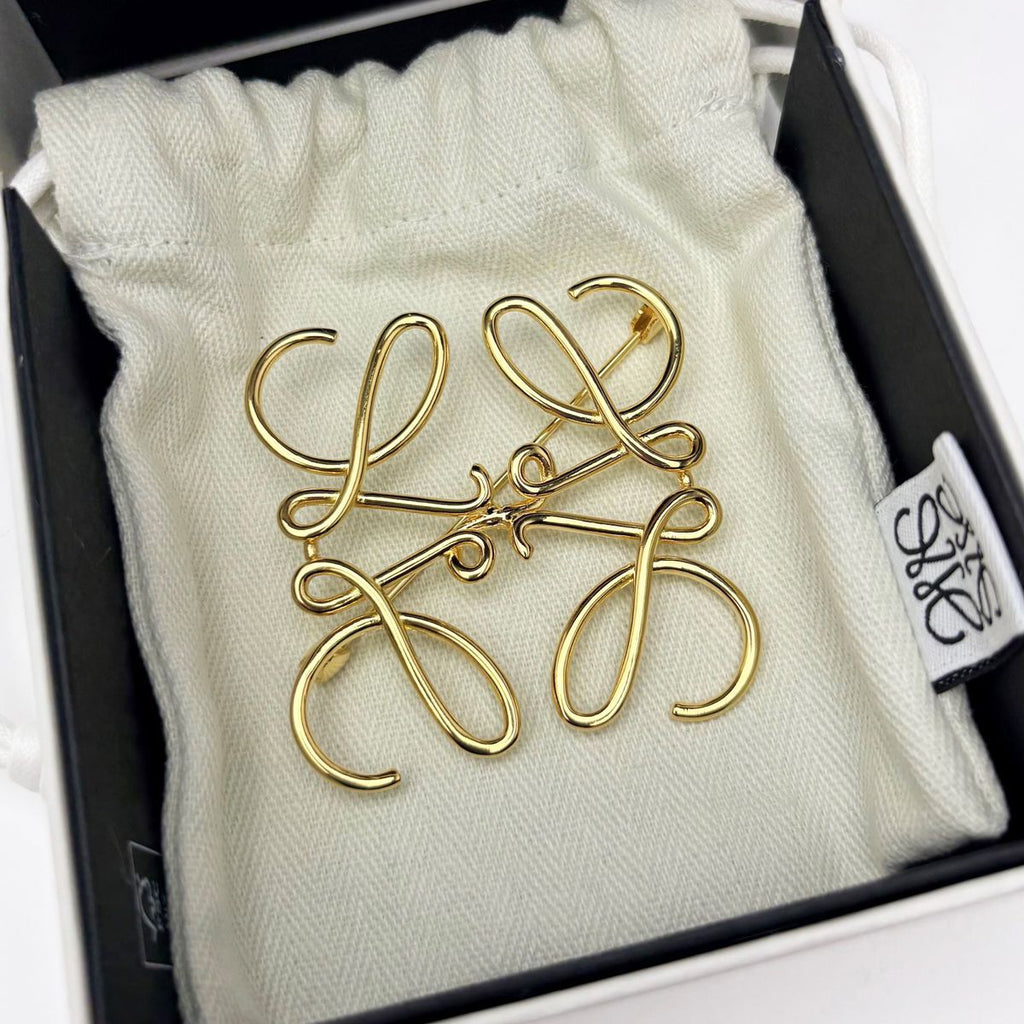 Loewe Brooch Anagram Gold 111.25.020