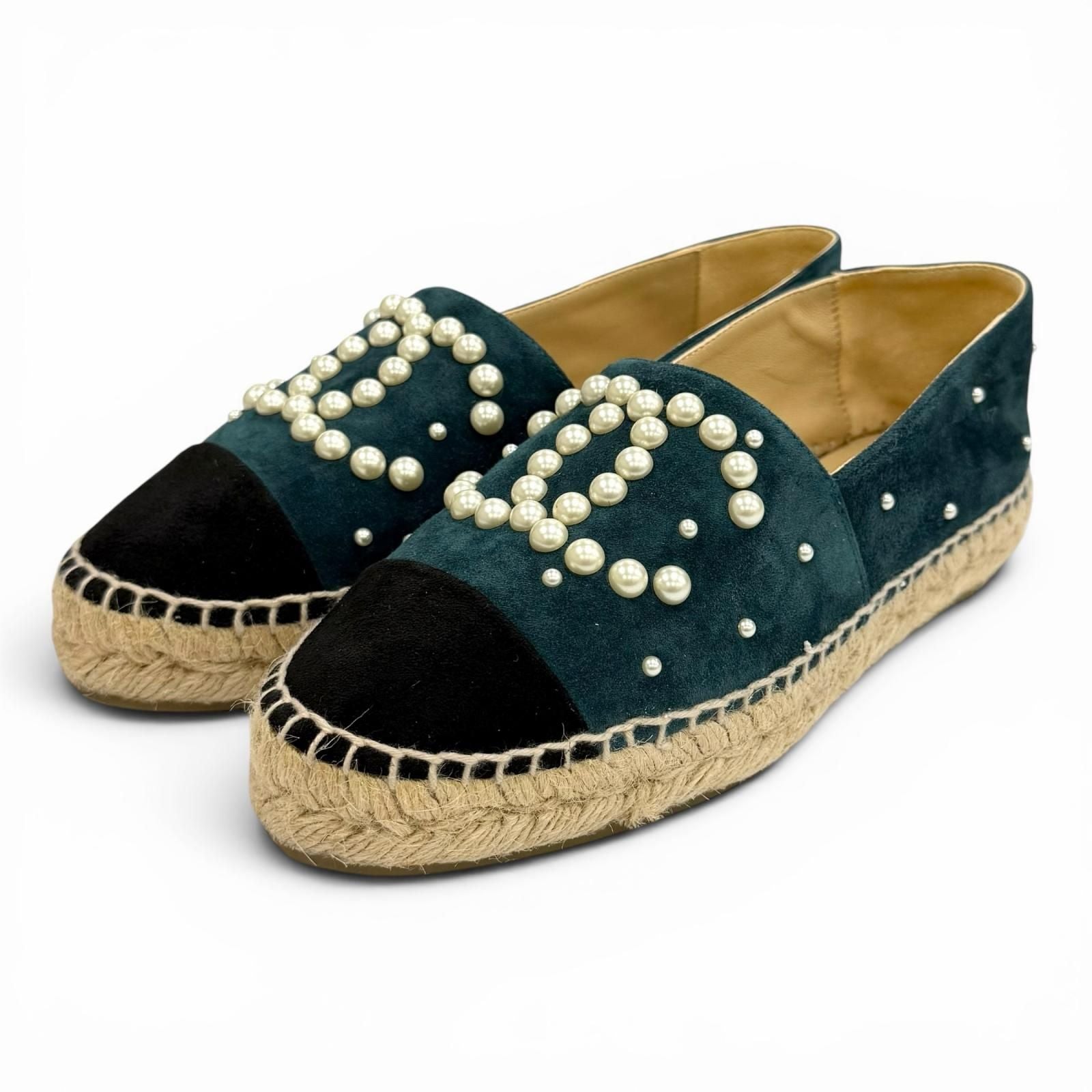 Chanel CC Logo Eco Pearl Suede Leather Espadrilles Slip on Green Black