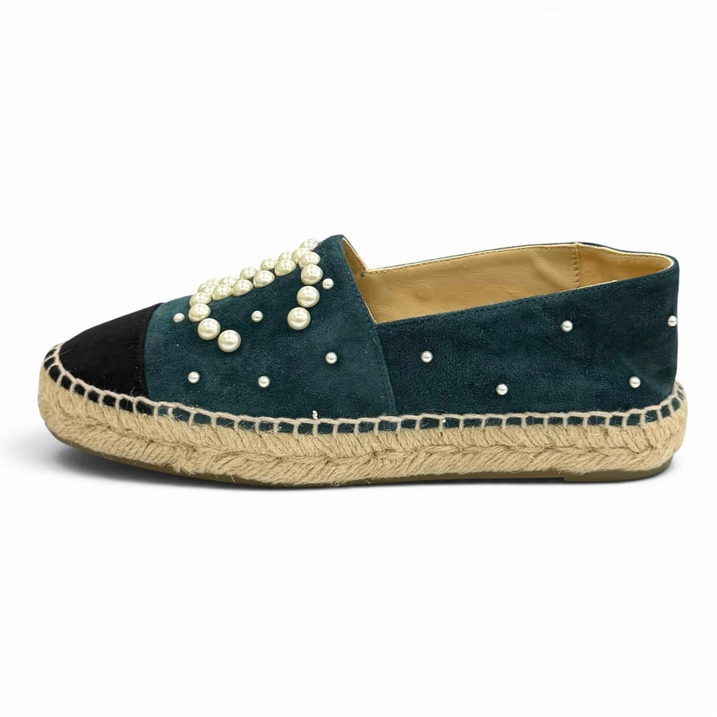 Chanel CC Logo Eco Pearl Suede Leather Espadrilles Slip on Green Black — view 5