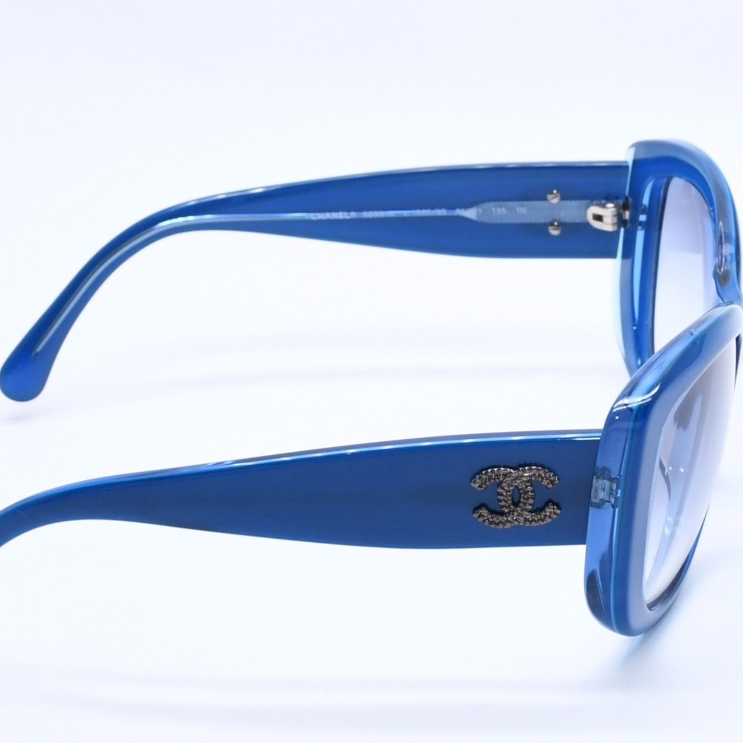 Chanel Sunglasses Eyewear CC Logo Blue — view 4