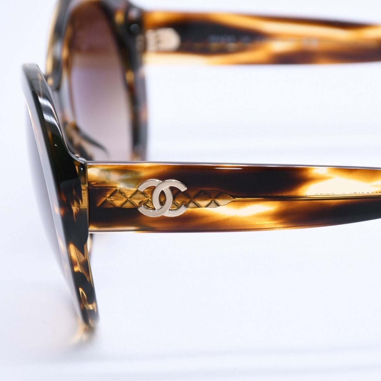 Chanel Sunglasses Eyewear S5 CC Logo Tortoiseshell — view 6