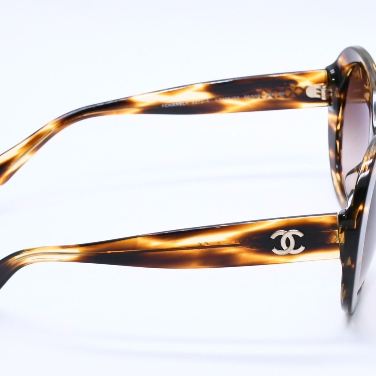 Chanel Sunglasses Eyewear S5 CC Logo Tortoiseshell — view 4