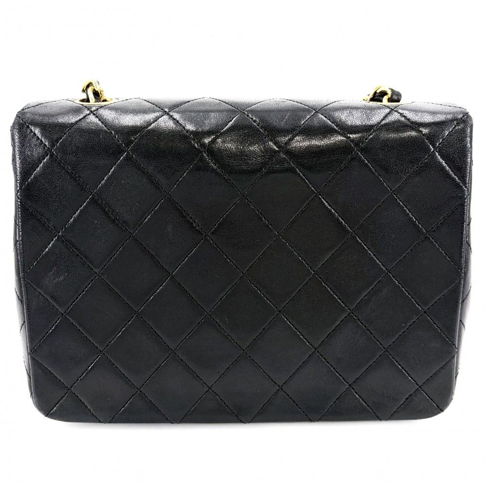 Chanel Shoulder Bag Mini Quilted Chain Turnlock Crossbody Mini Vintage CC Logo — view 2