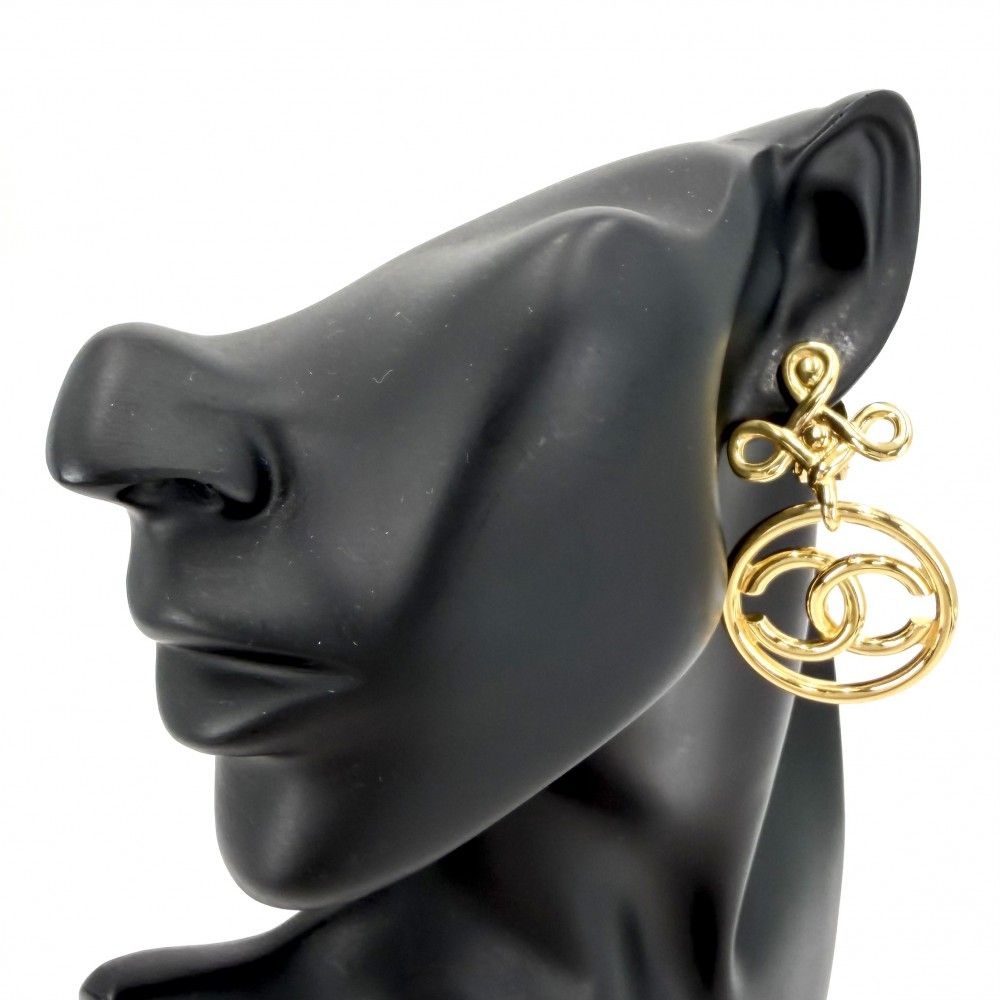 Chanel Earrings CC Logo Vintage Swing Round Gold Plated — view 2