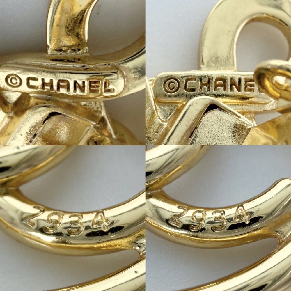 Chanel Earrings CC Logo Vintage Swing Round Gold Plated — view 4