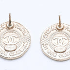 Chanel Earrings CC Logo Coin Motif Gold — view 6