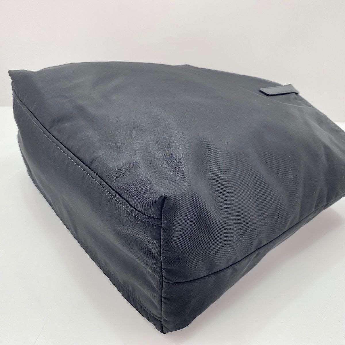 Prada Tote Black — view 8