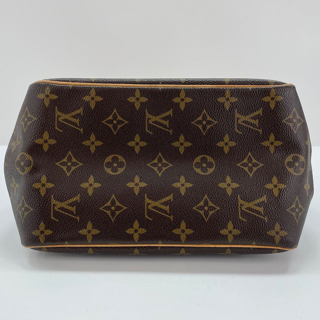 Louis Vuitton Handbag Batignolles — view 8