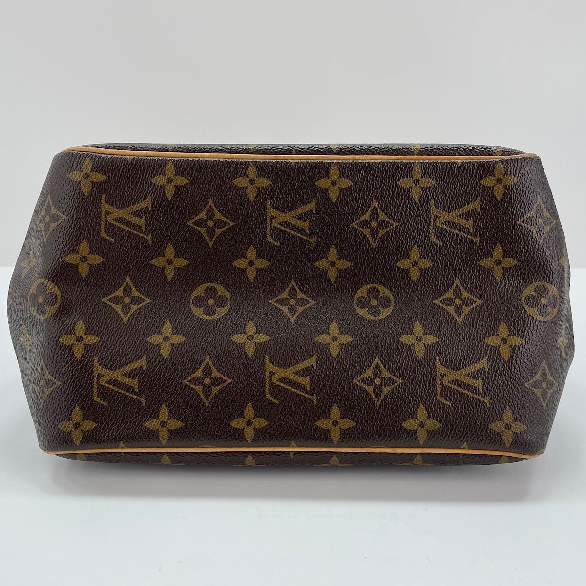 Louis Vuitton Handbag Batignolles — view 8