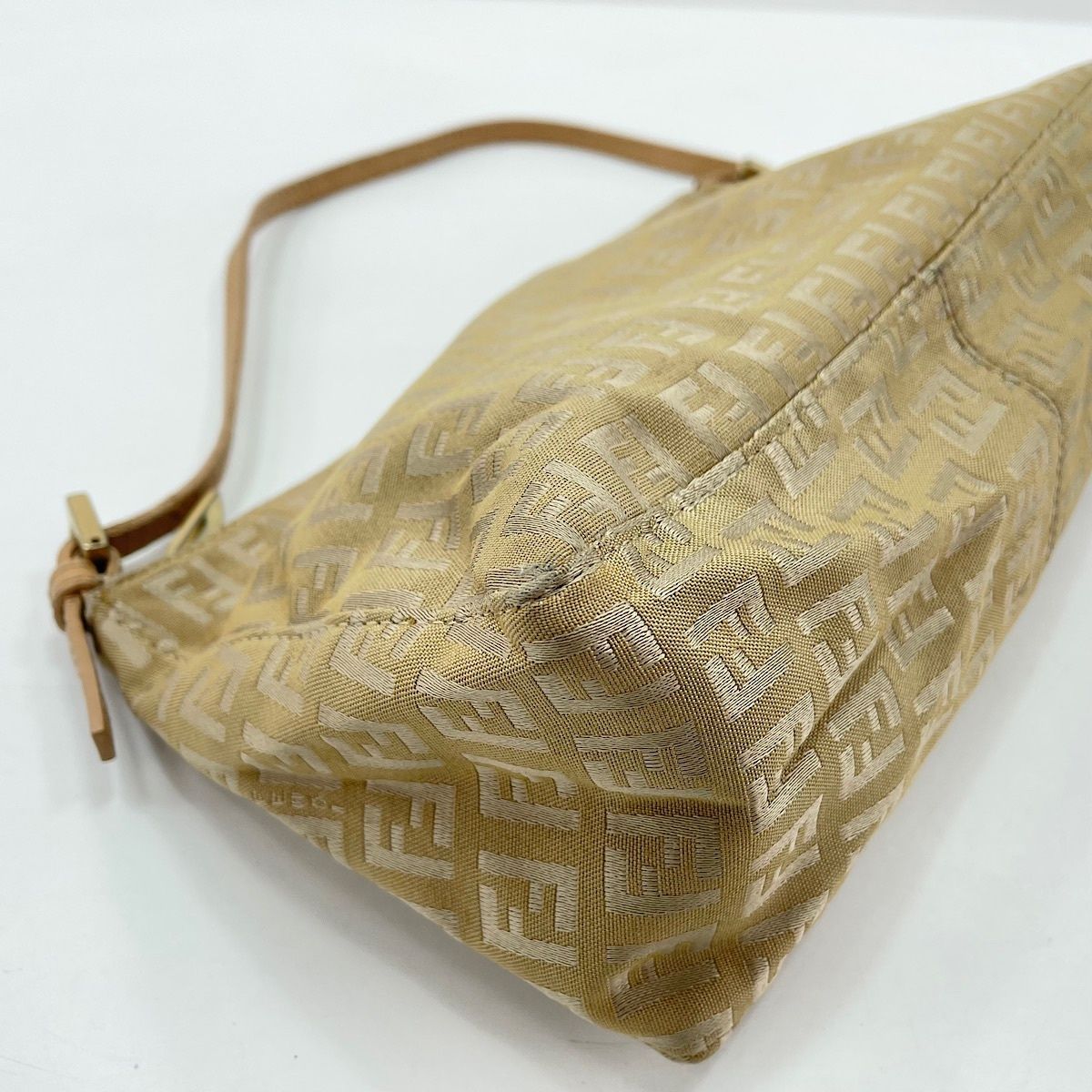 Fendi Handbag Zucchino Beige — view 8