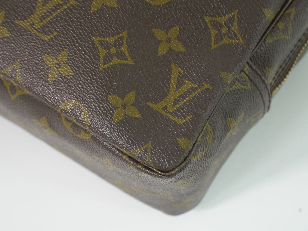 Louis Vuitton LV Trousse Toilet 28 Monogram Pouch Clutch Brown — view 7