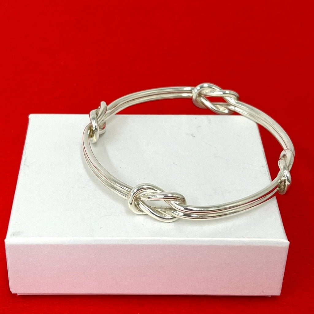 Gucci Vintage Knot Bangle 925 Sterling Silver Bracelet