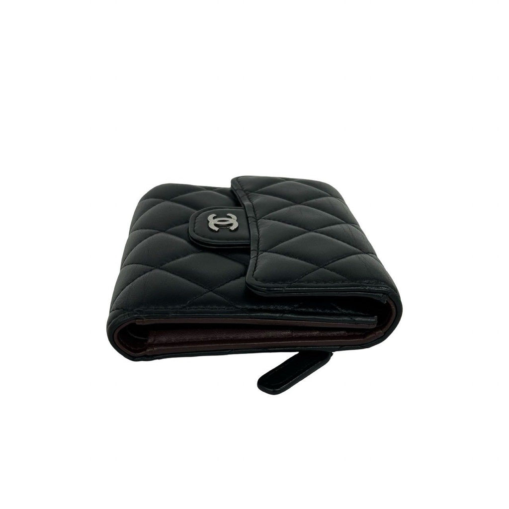 Chanel Box Card with Quilted CC Logo Lambskin Trifold Wallet Black — view 5