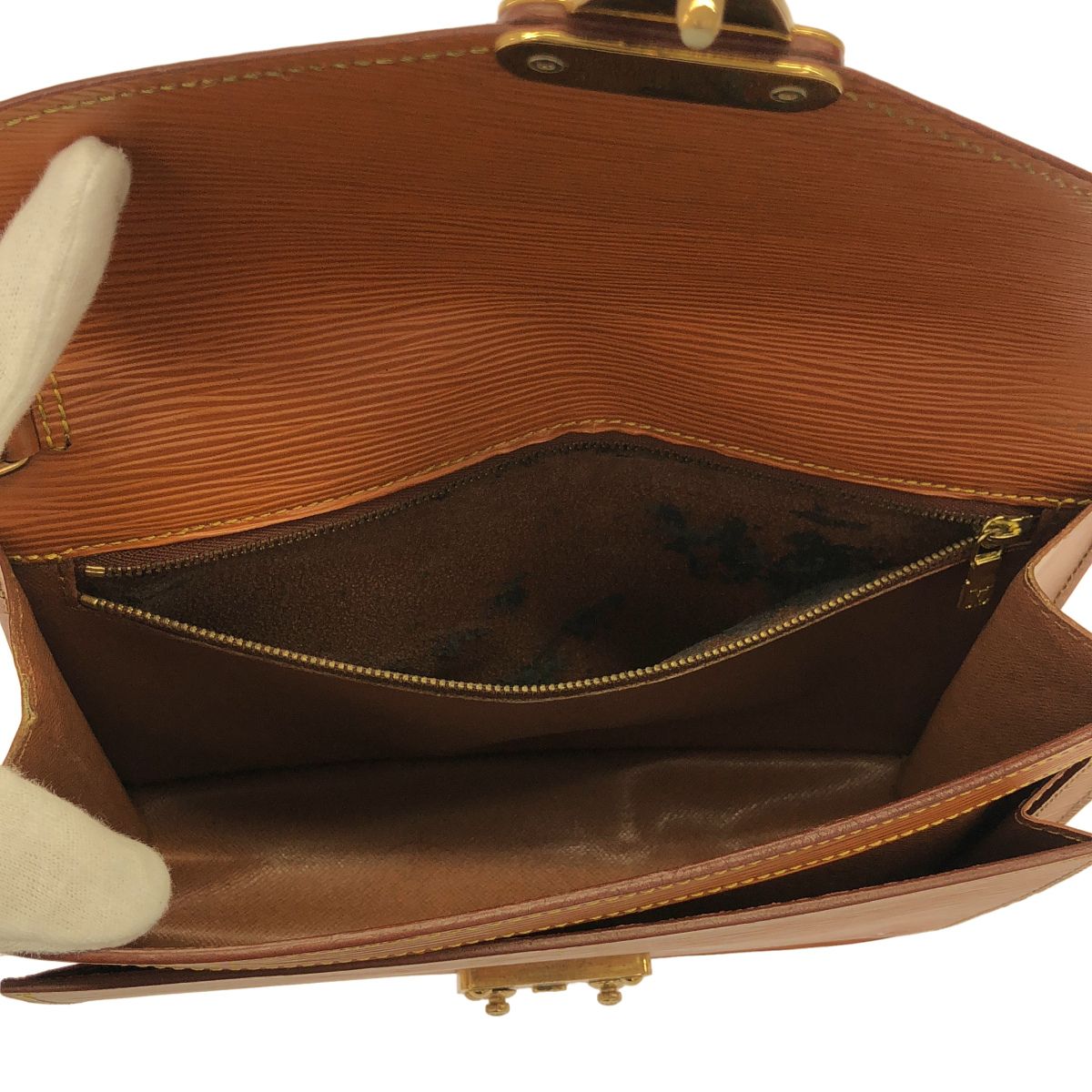 Louis Vuitton Pochette Series Dragonne Epi Second Bag Brown — view 6