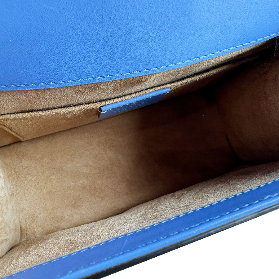 Gucci Shoulder Bag Sylvie — view 9