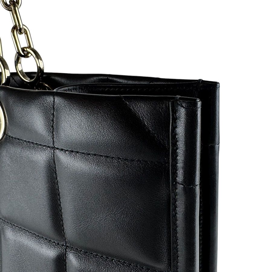 Dior Handbag Essential Large Tote — view 7