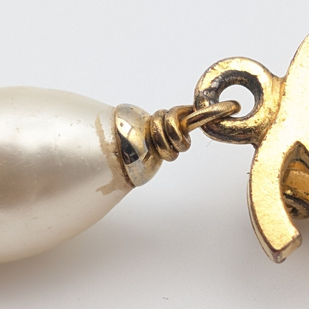 Chanel Earrings CC Logo Gold Faux Pearl Drop Swing Vintage Single — view 3