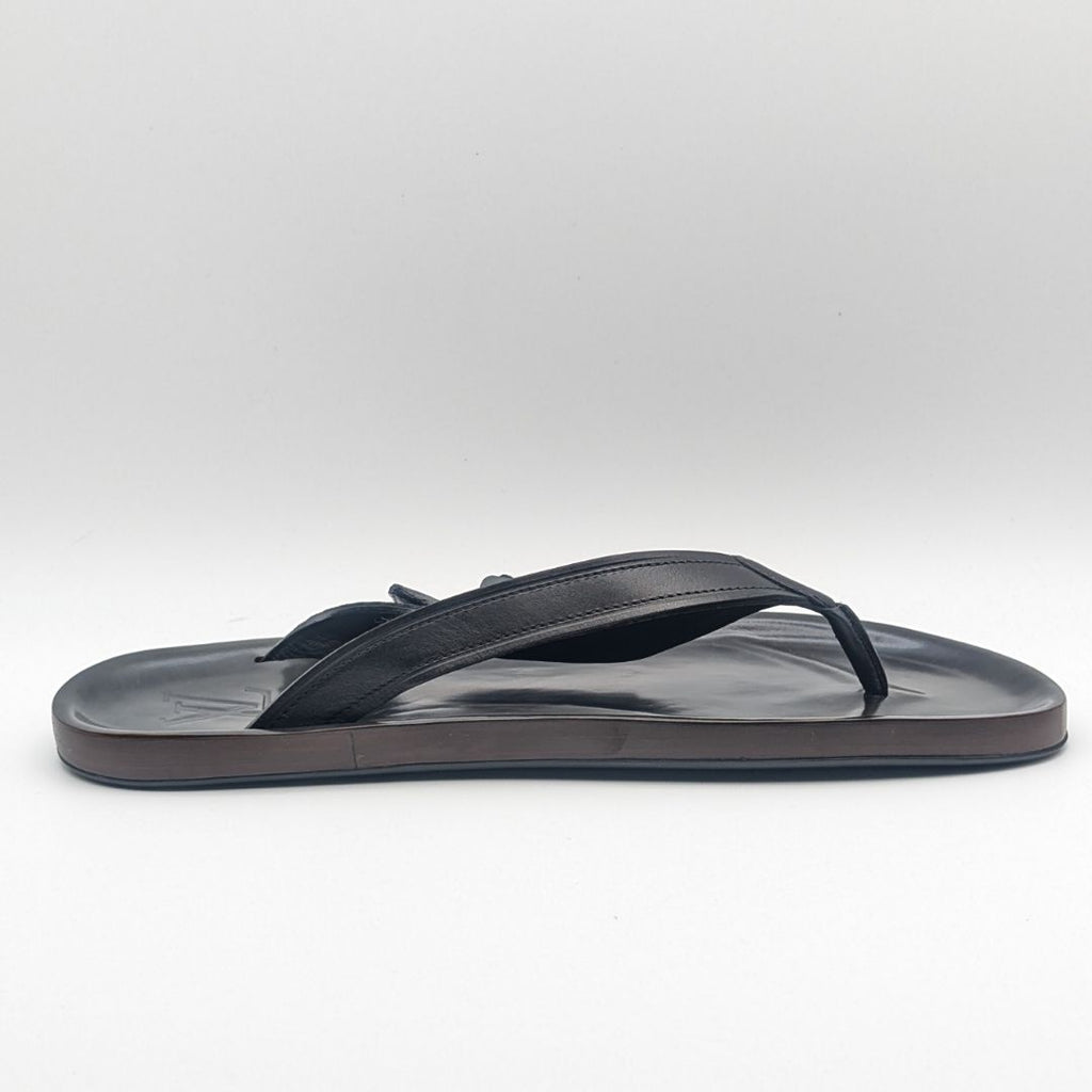 Louis Vuitton Leather LV Logo Black Sandals Thong Beach — view 3