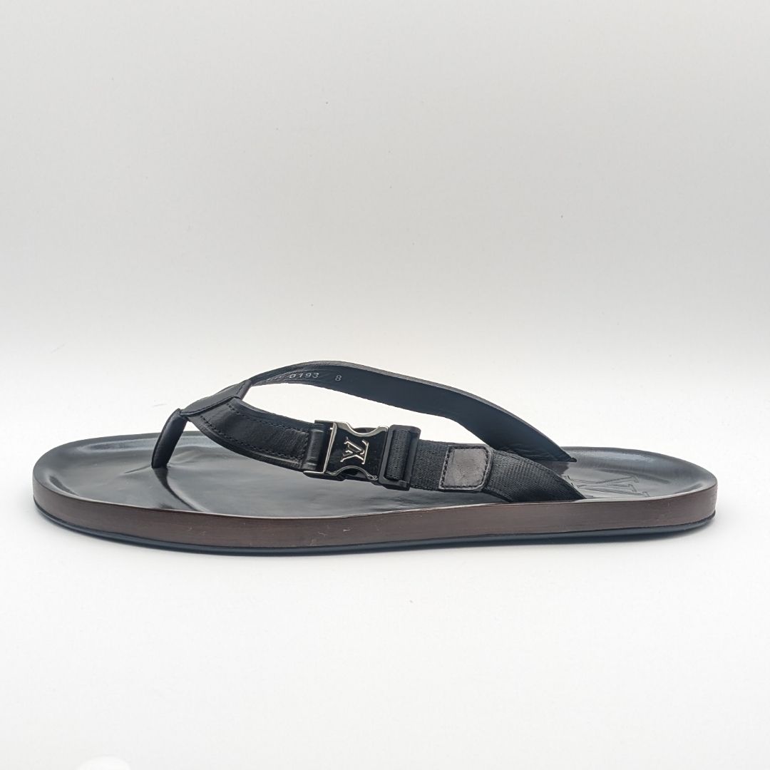 Louis Vuitton Leather LV Logo Black Sandals Thong Beach — view 2