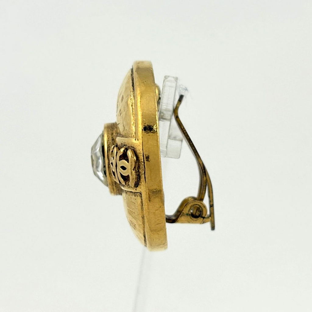 Chanel CC Logo Color Stone Earrings Round Gripoix — view 2