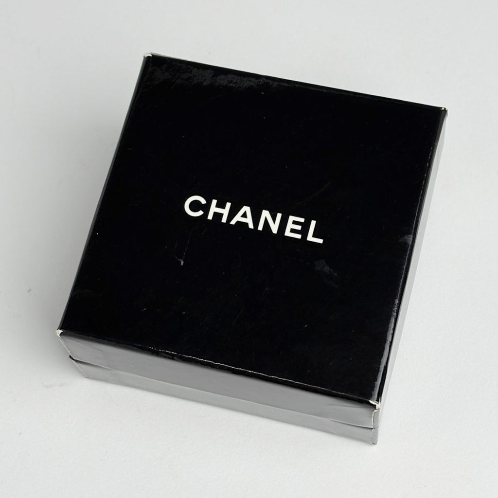 Chanel CC Logo Color Stone Earrings Round Gripoix — view 7