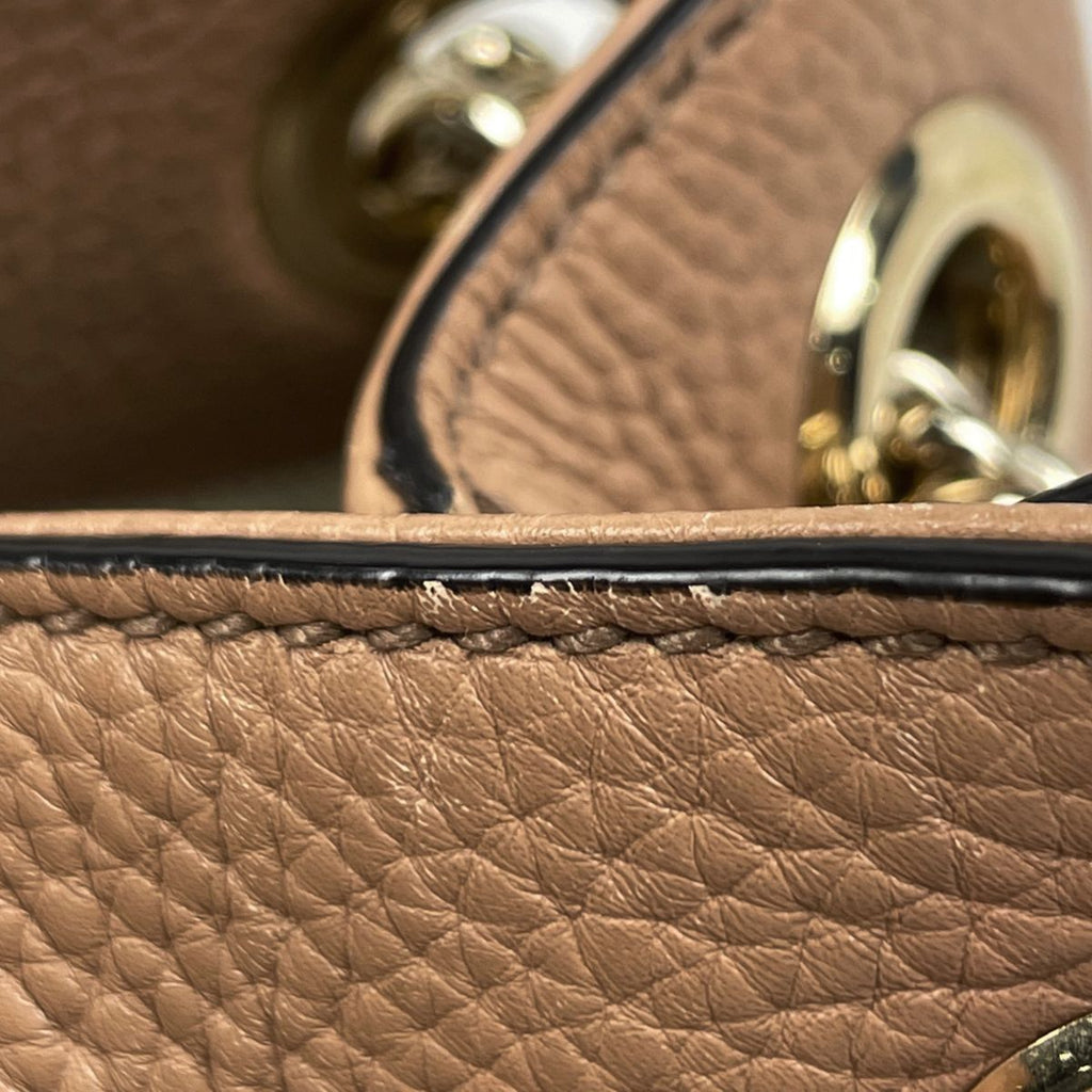 Gucci Soho Chain Shoulder Bag Tote Fringe Interlocking Leather Beige — view 4