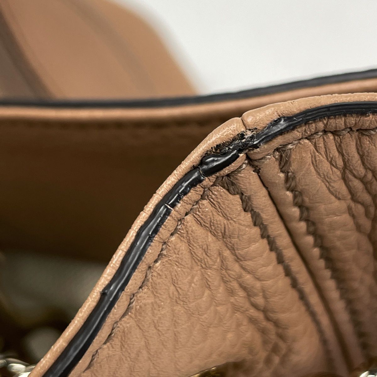 Gucci Soho Chain Shoulder Bag Tote Fringe Interlocking Leather Beige — view 5