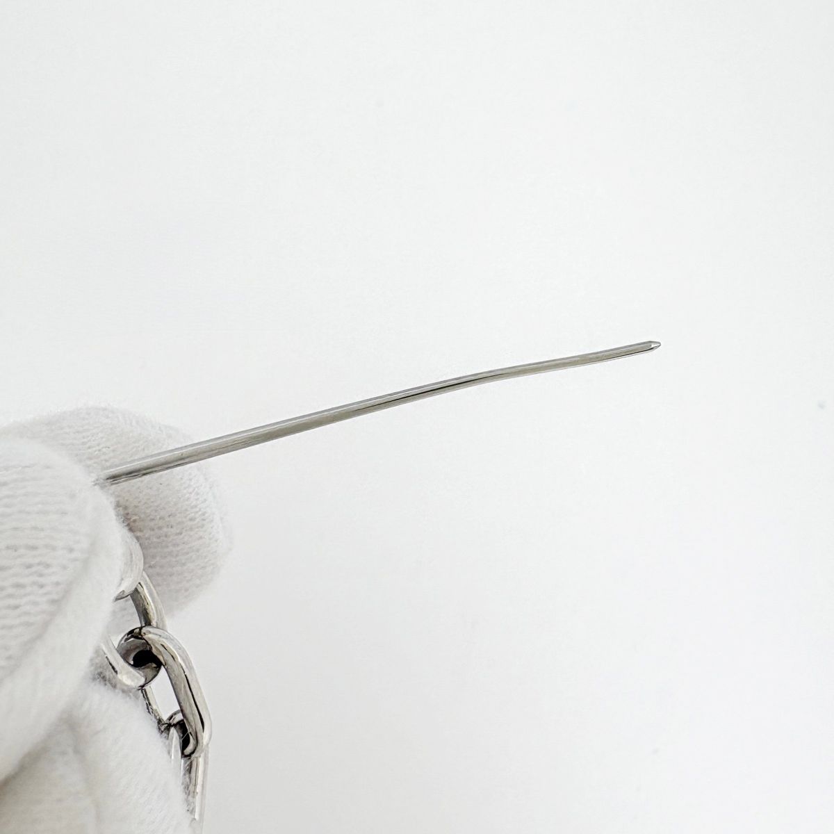 Hermes Fribustier Brooch Metal Veau Swift Silver Black — view 4