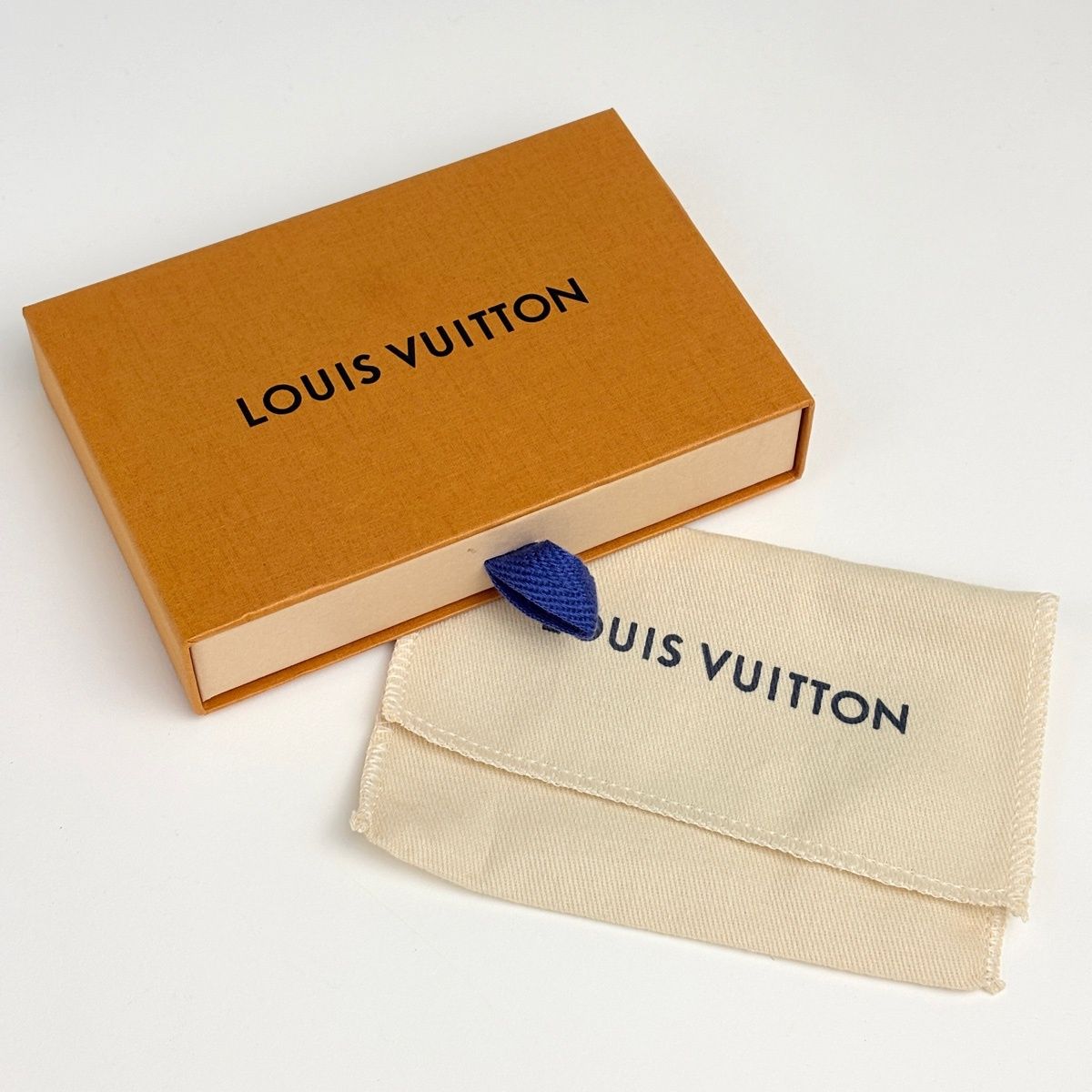 Louis Vuitton Key Holder Dragonne Metal Monogram Gold Brown — view 5
