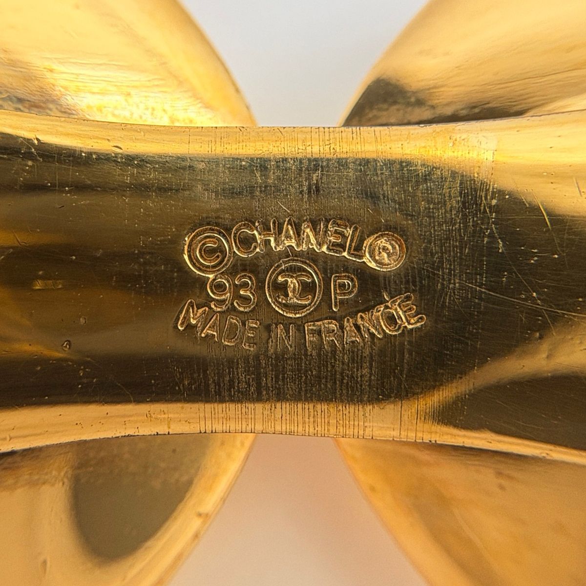 Chanel CC Logo Bangle Shell Gold Bracelet — view 6