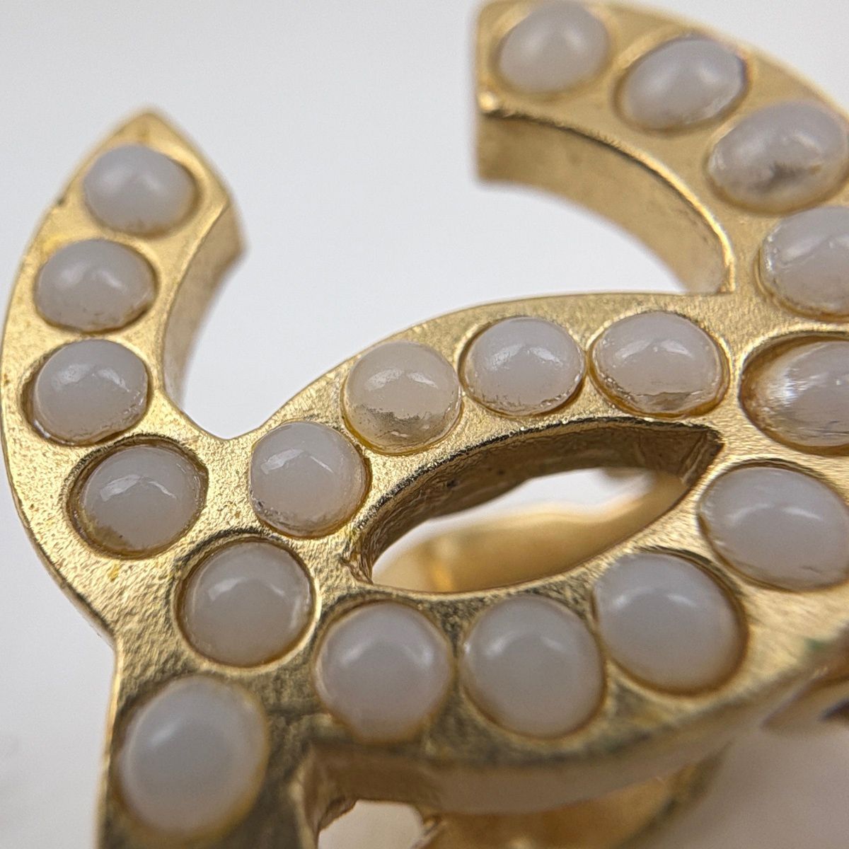 Chanel CC Logo Faux Pearl Earrings Swing Gold Plated — view 6